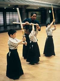 社会实验：在贫民区和富人区设置赌场对当地购买力指数的不同反馈。（社会试验：在贫困社区与富裕社区开设赌场对本地购买力指数的差异性影响）