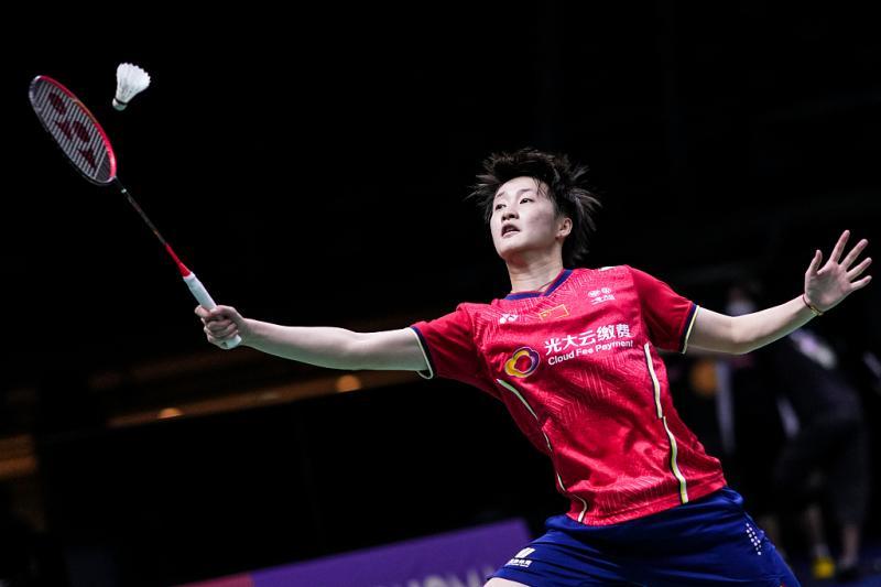 承受了更多 承受了更多