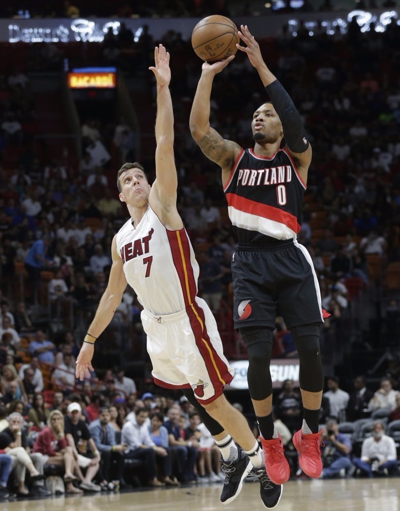 有些相似 有些相似