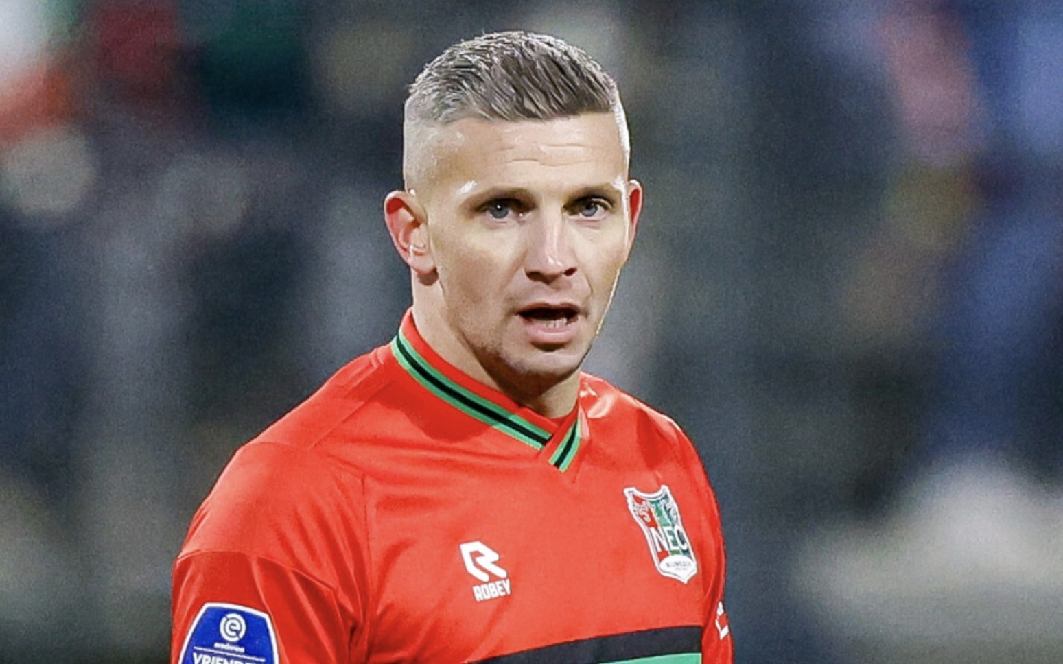 市场定位获 市场定位获