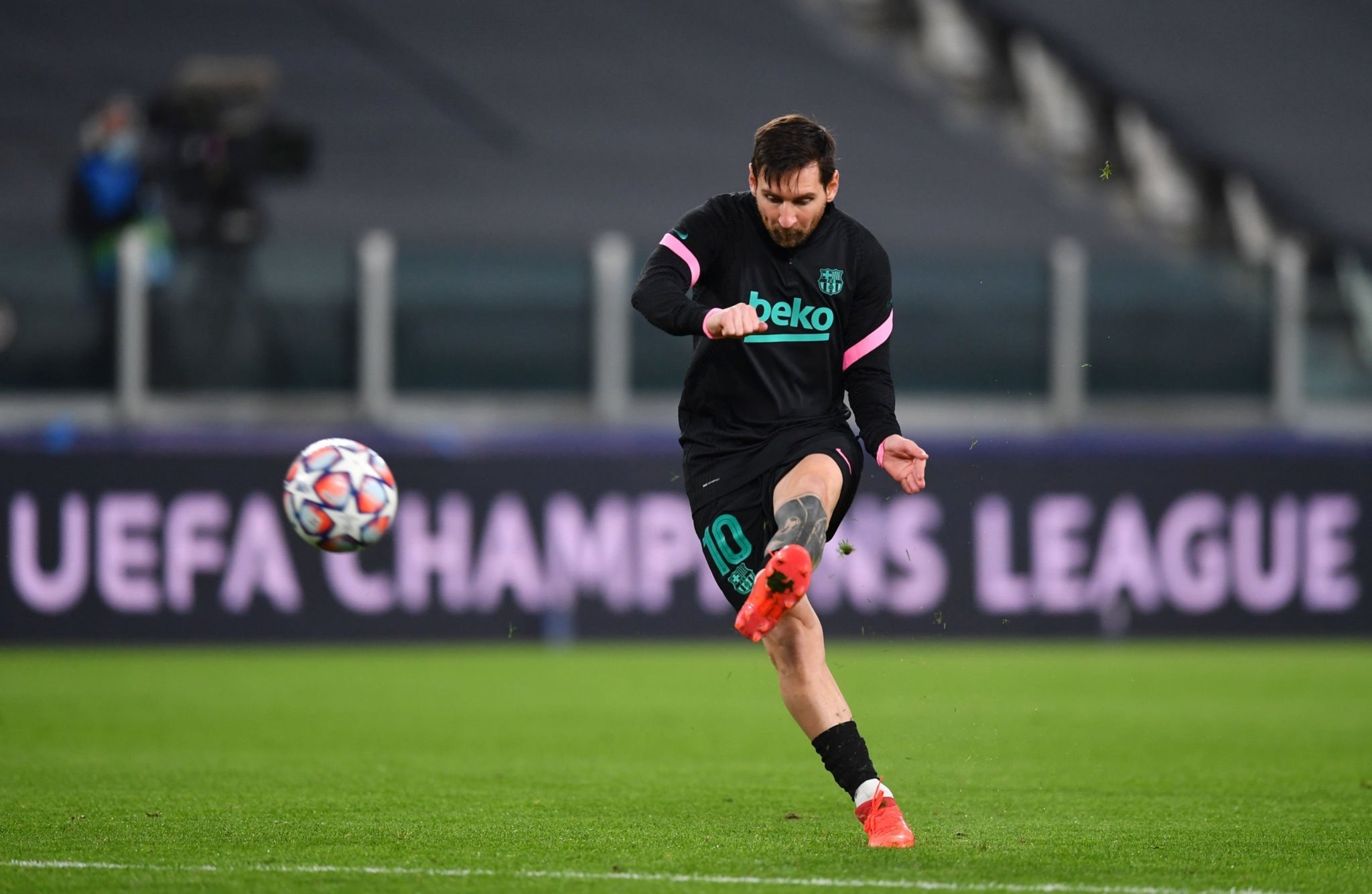 从尼科的背 从尼科的背