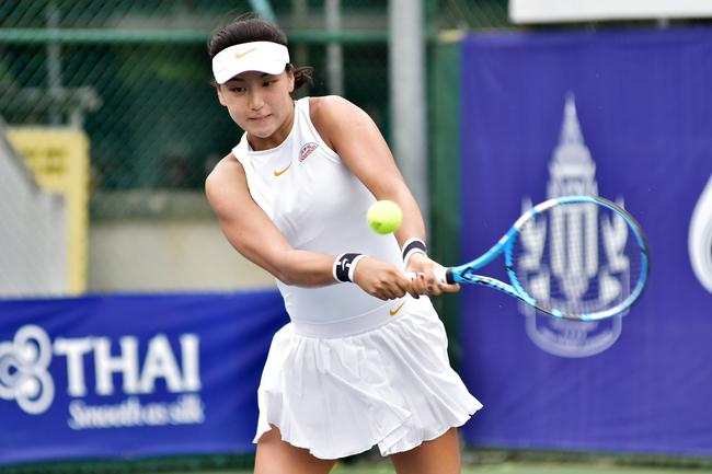 她的成熟与 她的成熟与